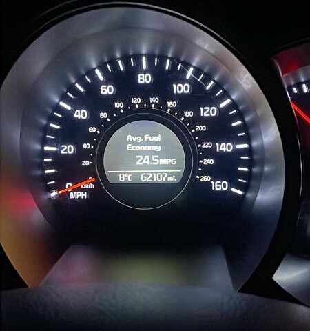 Киа Оптима, объемом двигателя 2.4 л и пробегом 101 тыс. км за 12500 $, фото 7 на Automoto.ua