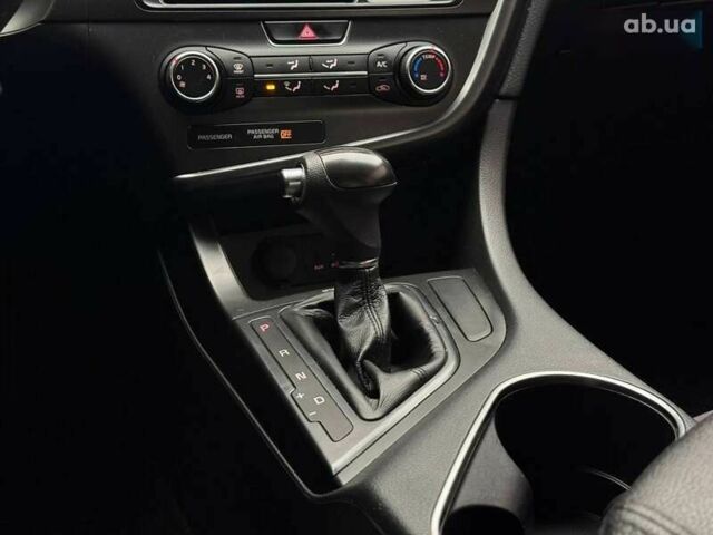 Кіа Оптіма, об'ємом двигуна 2.4 л та пробігом 183 тис. км за 8600 $, фото 18 на Automoto.ua