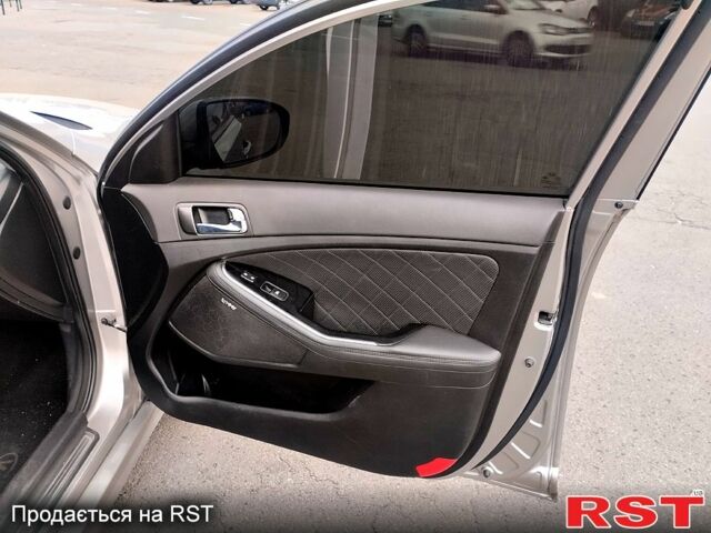 Кіа Оптіма, об'ємом двигуна 20 л та пробігом 114 тис. км за 11700 $, фото 11 на Automoto.ua