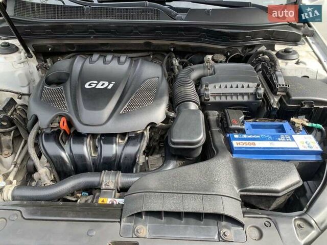 Киа Оптима, объемом двигателя 2.36 л и пробегом 140 тыс. км за 11000 $, фото 4 на Automoto.ua
