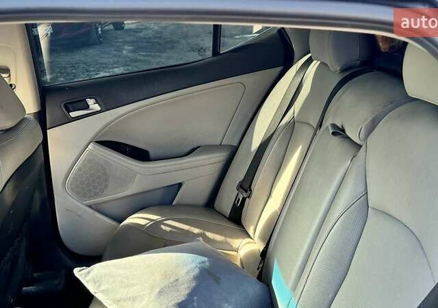 Киа Оптима, объемом двигателя 2.36 л и пробегом 180 тыс. км за 8666 $, фото 9 на Automoto.ua