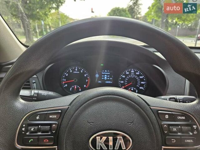 Кіа Оптіма, об'ємом двигуна 2.36 л та пробігом 180 тис. км за 9999 $, фото 20 на Automoto.ua
