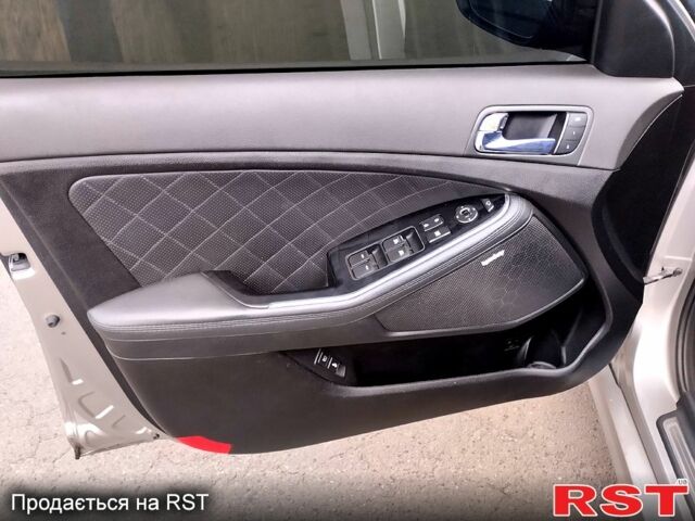 Кіа Оптіма, об'ємом двигуна 20 л та пробігом 114 тис. км за 11700 $, фото 8 на Automoto.ua