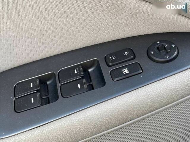 Киа Оптима, объемом двигателя 2.4 л и пробегом 160 тыс. км за 10990 $, фото 9 на Automoto.ua