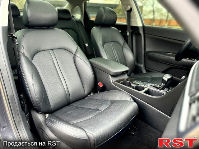 Киа Оптима, объемом двигателя 24 л и пробегом 120 тыс. км за 11800 $, фото 11 на Automoto.ua