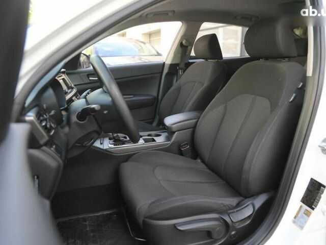Киа Оптима, объемом двигателя 2.4 л и пробегом 162 тыс. км за 11400 $, фото 4 на Automoto.ua