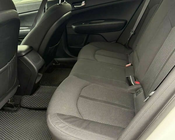 Киа Оптима, объемом двигателя 2.4 л и пробегом 150 тыс. км за 10990 $, фото 12 на Automoto.ua
