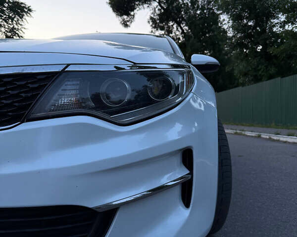Киа Оптима, объемом двигателя 2.4 л и пробегом 169 тыс. км за 11950 $, фото 1 на Automoto.ua