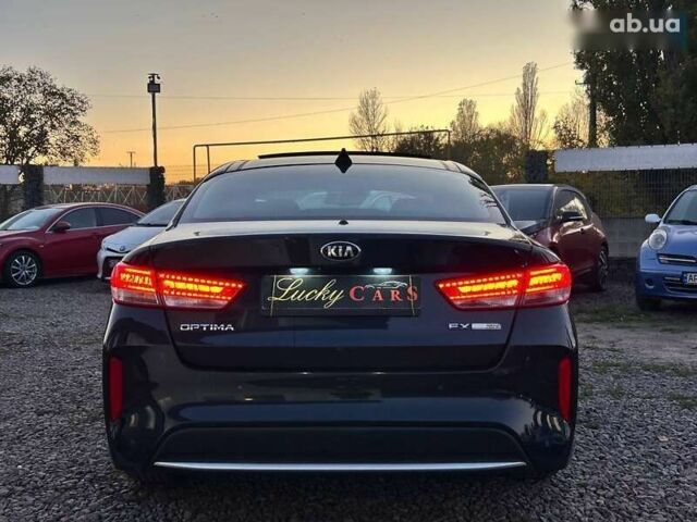 Кіа Оптіма, об'ємом двигуна 0 л та пробігом 105 тис. км за 18700 $, фото 5 на Automoto.ua