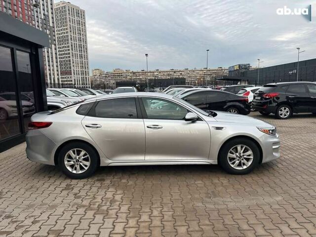 Киа Оптима, объемом двигателя 2.4 л и пробегом 182 тыс. км за 10500 $, фото 6 на Automoto.ua