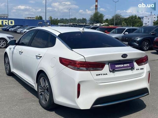 Киа Оптима, объемом двигателя 0 л и пробегом 88 тыс. км за 14900 $, фото 6 на Automoto.ua