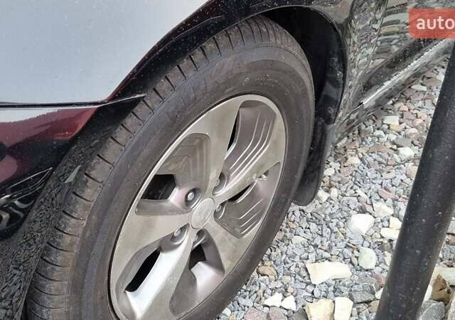 Киа Оптима, объемом двигателя 2.4 л и пробегом 113 тыс. км за 11700 $, фото 1 на Automoto.ua