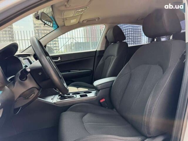 Киа Оптима, объемом двигателя 2.4 л и пробегом 182 тыс. км за 9300 $, фото 15 на Automoto.ua