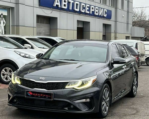 Киа Оптима, объемом двигателя 1.6 л и пробегом 119 тыс. км за 13800 $, фото 3 на Automoto.ua