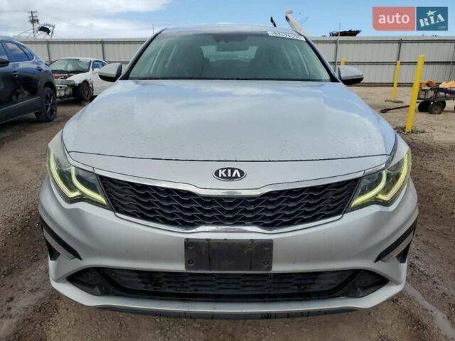 Киа Оптима, объемом двигателя 2.36 л и пробегом 100 тыс. км за 2400 $, фото 4 на Automoto.ua