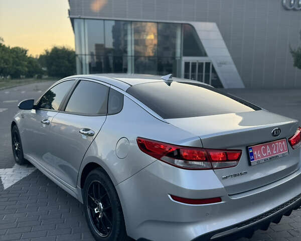 Киа Оптима, объемом двигателя 2.4 л и пробегом 70 тыс. км за 13800 $, фото 2 на Automoto.ua