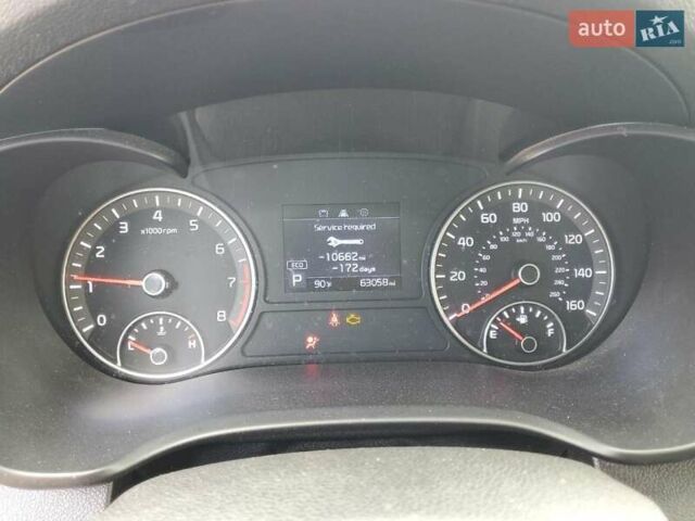 Киа Оптима, объемом двигателя 2.36 л и пробегом 100 тыс. км за 2400 $, фото 8 на Automoto.ua