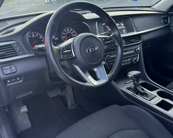 Киа Оптима, объемом двигателя 2.4 л и пробегом 70 тыс. км за 13800 $, фото 7 на Automoto.ua