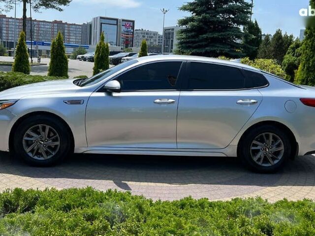 Киа Оптима, объемом двигателя 2.4 л и пробегом 44 тыс. км за 17999 $, фото 3 на Automoto.ua