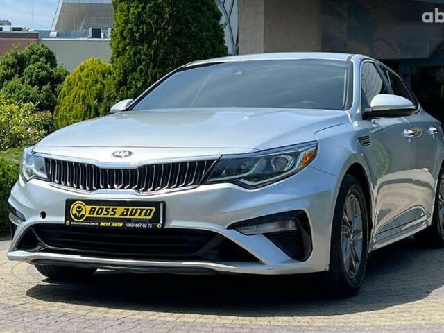 Киа Оптима, объемом двигателя 2.4 л и пробегом 44 тыс. км за 17999 $, фото 2 на Automoto.ua