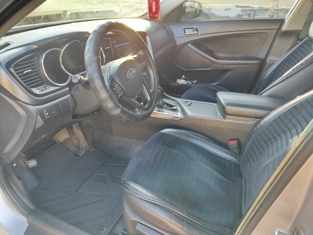 Серый Киа Оптима, объемом двигателя 2 л и пробегом 290 тыс. км за 9000 $, фото 9 на Automoto.ua