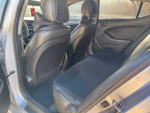 Серый Киа Оптима, объемом двигателя 2 л и пробегом 290 тыс. км за 9000 $, фото 12 на Automoto.ua