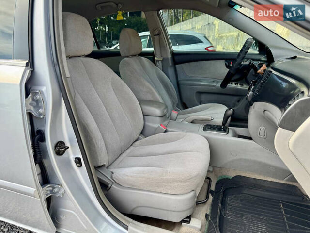 Серый Киа Оптима, объемом двигателя 2.66 л и пробегом 219 тыс. км за 4500 $, фото 8 на Automoto.ua