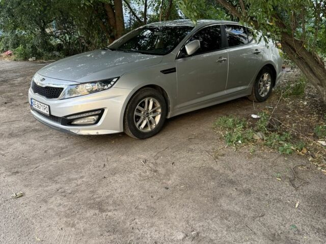 Киа Оптима 2010 в Павлограде на Automoto.ua Серый Киа Оптима, объемом двигателя 2 л и пробегом 280 тыс. км за 8500 $, фото 1 на Automoto.ua