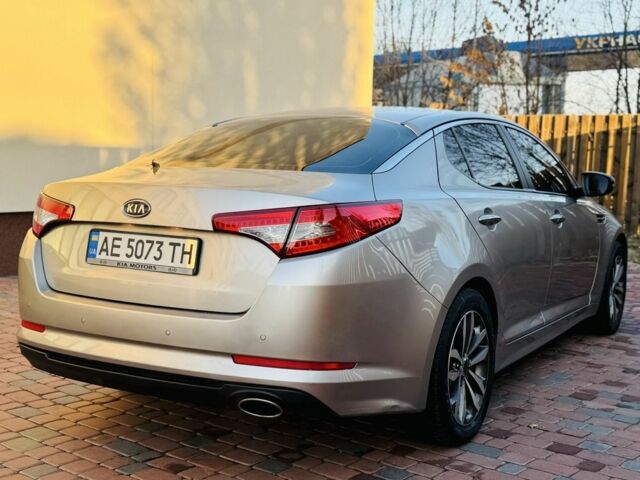 Серый Киа Оптима, объемом двигателя 2 л и пробегом 260 тыс. км за 9800 $, фото 8 на Automoto.ua