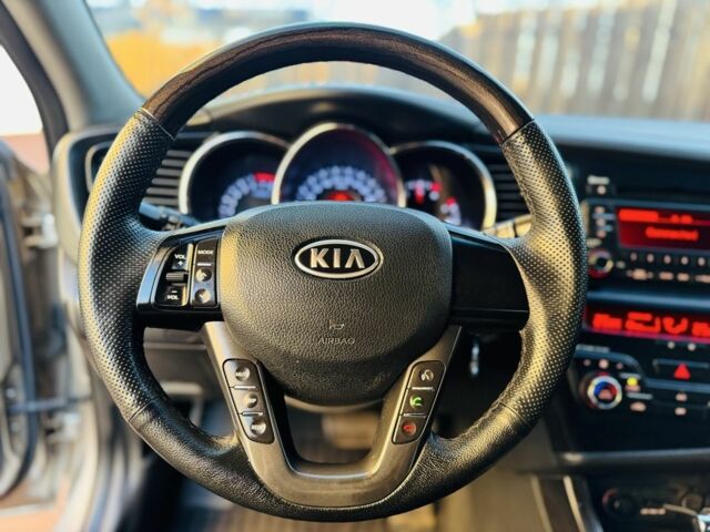 Серый Киа Оптима, объемом двигателя 2 л и пробегом 260 тыс. км за 9800 $, фото 14 на Automoto.ua