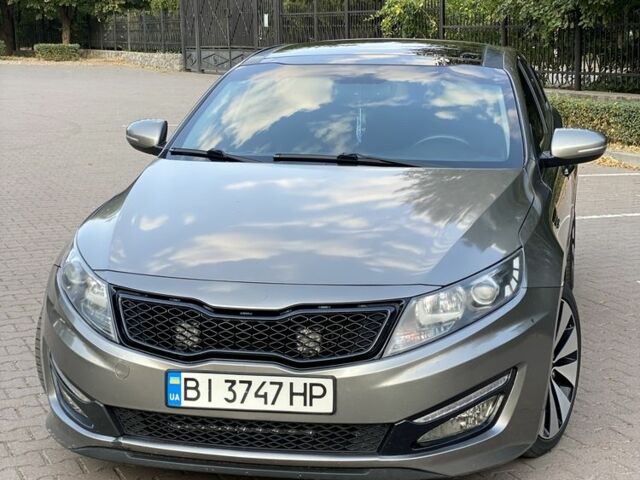 Сірий Кіа Оптіма, об'ємом двигуна 2 л та пробігом 165 тис. км за 10400 $, фото 2 на Automoto.ua