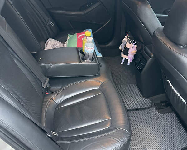 Серый Киа Оптима, объемом двигателя 2 л и пробегом 245 тыс. км за 10500 $, фото 18 на Automoto.ua