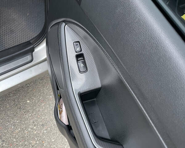 Серый Киа Оптима, объемом двигателя 2 л и пробегом 245 тыс. км за 10500 $, фото 19 на Automoto.ua