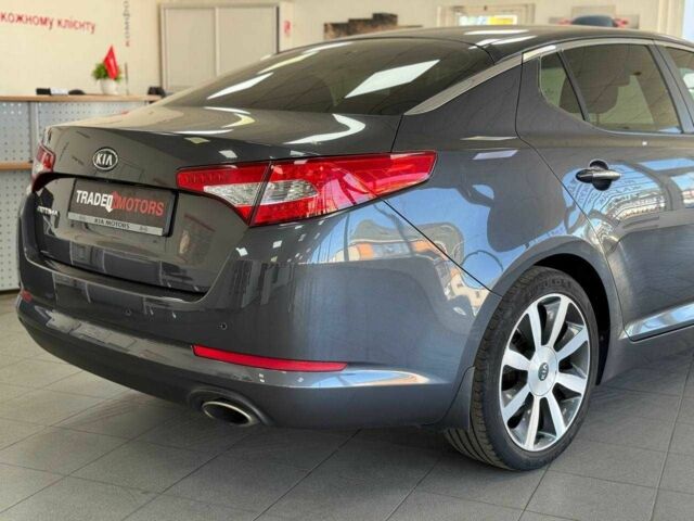 Серый Киа Оптима, объемом двигателя 2 л и пробегом 145 тыс. км за 9990 $, фото 10 на Automoto.ua