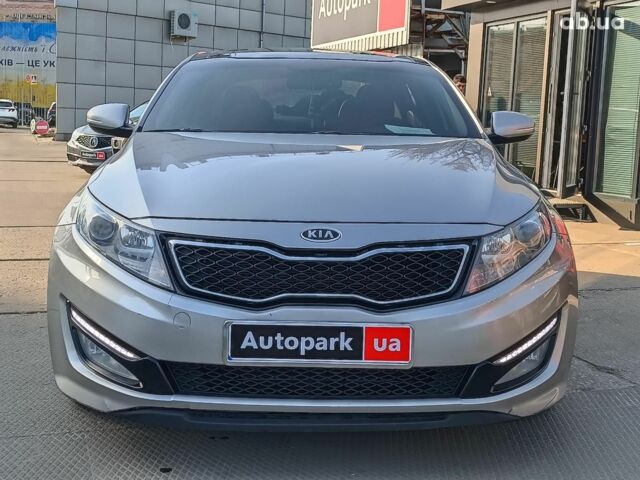 Серый Киа Оптима, объемом двигателя 2 л и пробегом 170 тыс. км за 11490 $, фото 1 на Automoto.ua
