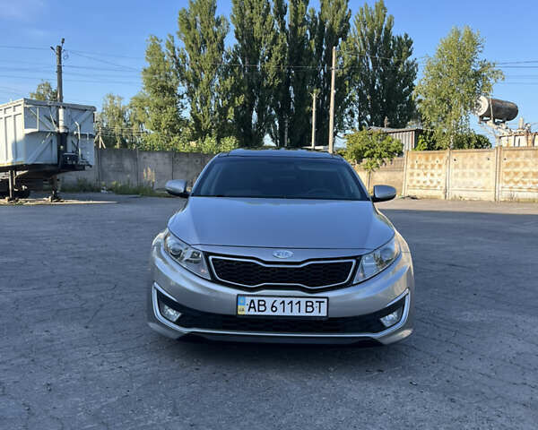 Серый Киа Оптима, объемом двигателя 2.36 л и пробегом 154 тыс. км за 10000 $, фото 6 на Automoto.ua