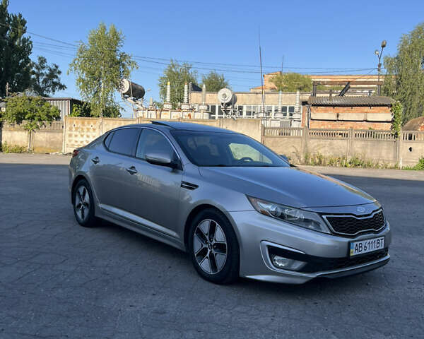 Серый Киа Оптима, объемом двигателя 2.36 л и пробегом 154 тыс. км за 10000 $, фото 5 на Automoto.ua