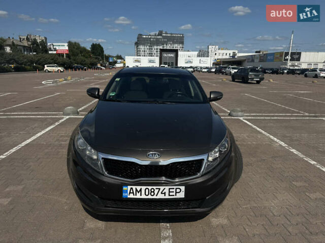 Серый Киа Оптима, объемом двигателя 2.36 л и пробегом 224 тыс. км за 8300 $, фото 5 на Automoto.ua