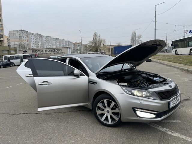 Серый Киа Оптима, объемом двигателя 2 л и пробегом 243 тыс. км за 10500 $, фото 12 на Automoto.ua