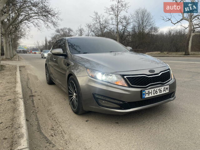 Серый Киа Оптима, объемом двигателя 2 л и пробегом 180 тыс. км за 9300 $, фото 10 на Automoto.ua