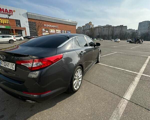 Серый Киа Оптима, объемом двигателя 2 л и пробегом 187 тыс. км за 10100 $, фото 4 на Automoto.ua