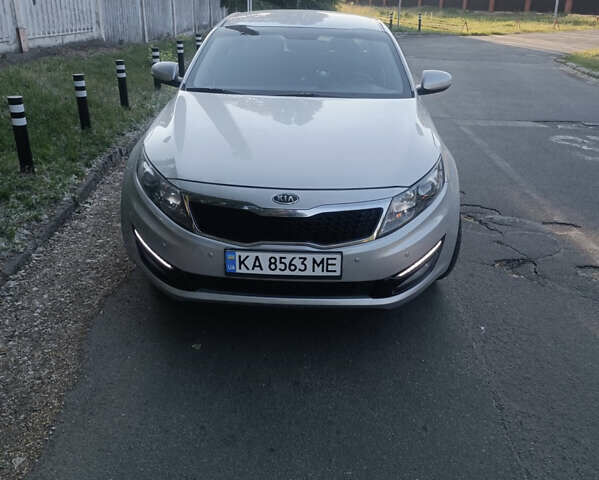 Серый Киа Оптима, объемом двигателя 2 л и пробегом 195 тыс. км за 10700 $, фото 9 на Automoto.ua