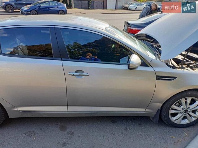 Серый Киа Оптима, объемом двигателя 2 л и пробегом 236 тыс. км за 8999 $, фото 4 на Automoto.ua