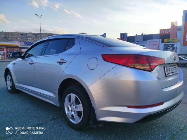 Серый Киа Оптима, объемом двигателя 2 л и пробегом 370 тыс. км за 7100 $, фото 7 на Automoto.ua
