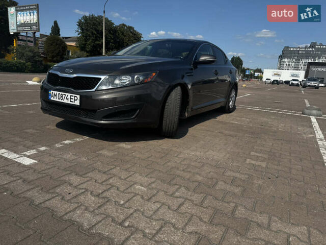 Серый Киа Оптима, объемом двигателя 2.36 л и пробегом 224 тыс. км за 8300 $, фото 2 на Automoto.ua