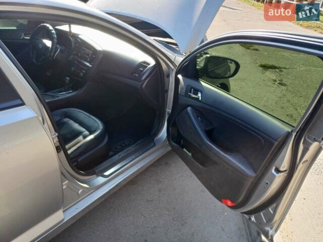 Серый Киа Оптима, объемом двигателя 2 л и пробегом 236 тыс. км за 8999 $, фото 17 на Automoto.ua