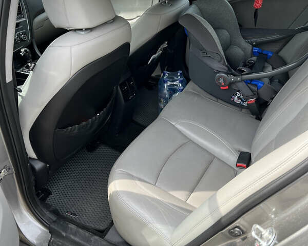 Серый Киа Оптима, объемом двигателя 2.36 л и пробегом 225 тыс. км за 7300 $, фото 8 на Automoto.ua