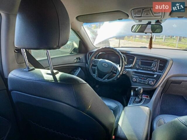 Серый Киа Оптима, объемом двигателя 2 л и пробегом 236 тыс. км за 8999 $, фото 20 на Automoto.ua
