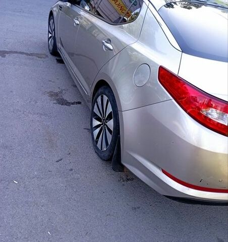 Серый Киа Оптима, объемом двигателя 2 л и пробегом 190 тыс. км за 8800 $, фото 11 на Automoto.ua