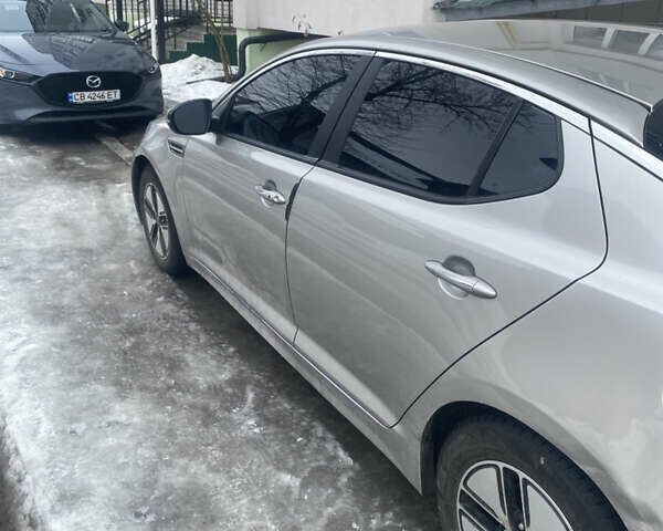 Серый Киа Оптима, объемом двигателя 2.36 л и пробегом 330 тыс. км за 9300 $, фото 1 на Automoto.ua